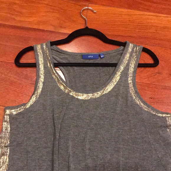 Apt. 9 Razorback Tank - Picture 2 of 4